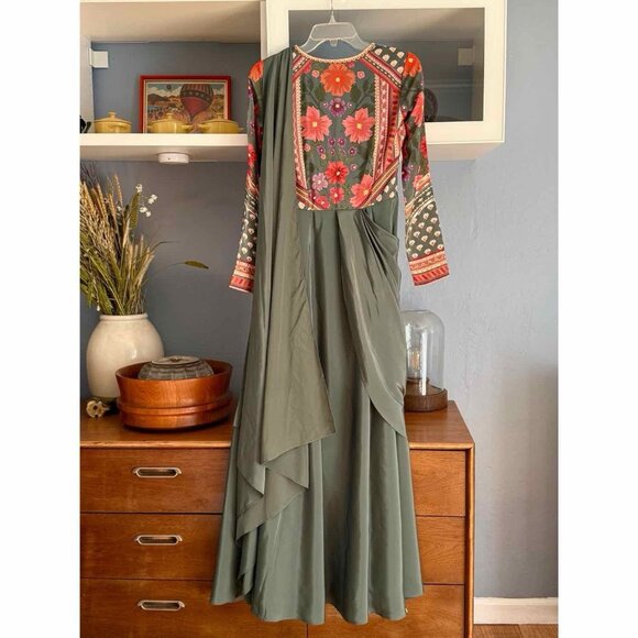 Wishful x Sahil Kochhar Green Printed Maxi Saree Dress Beaded Embroidered - Picture 3 of 9